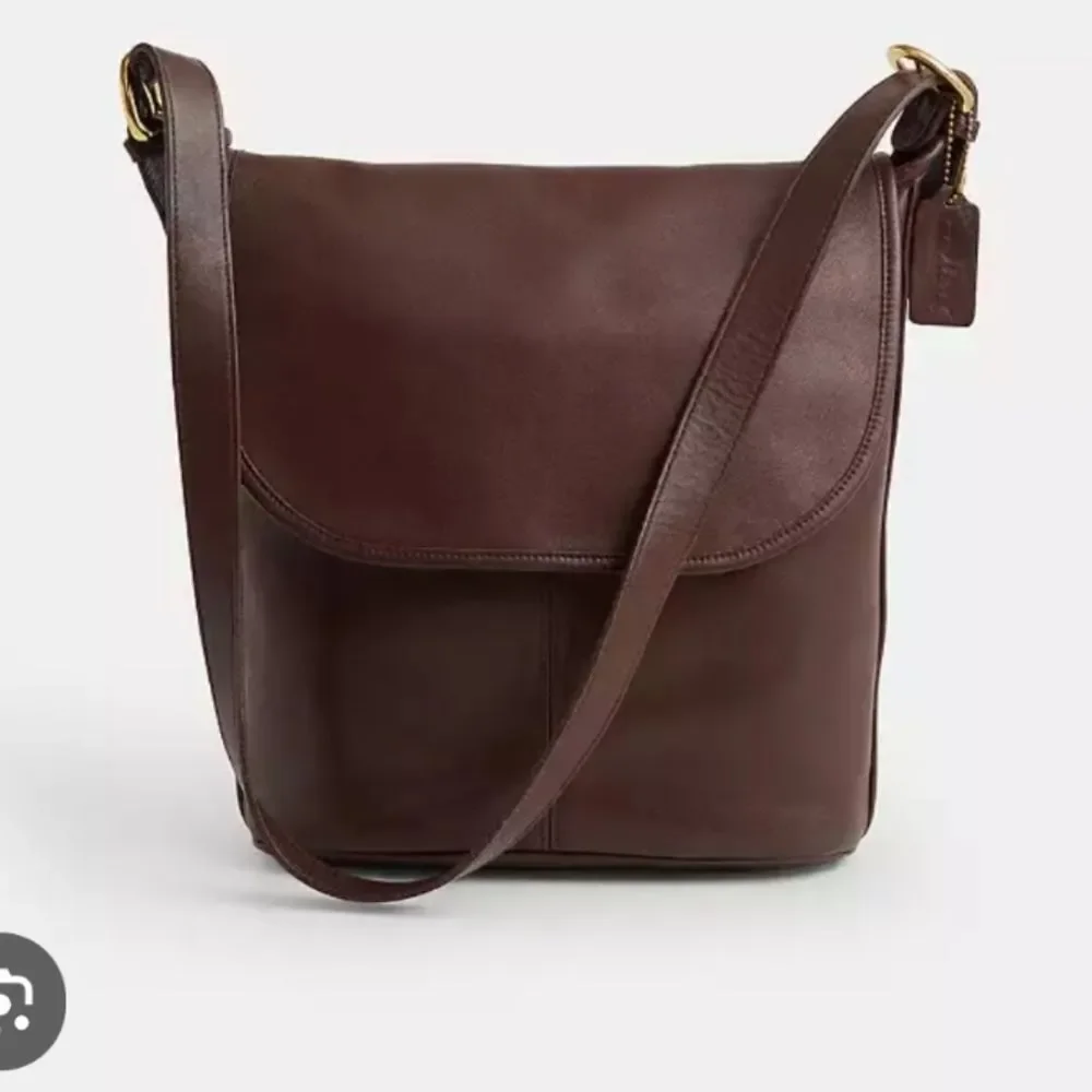 Vintage Coach Whitney Mahogany 🤎 Leather Large Crossbody With Gold Charm Chain